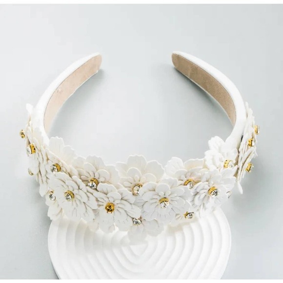 PASTORAL Flowers Headband in vegan leather and rhinestones - Picture 2 of 5